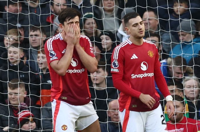 Jika sekali lagi kalah di Old Trafford pada ajang Liga Inggris musim ini, maka Manchester United bisa membangkitkan rekor terburuk berusia 62 tahun.