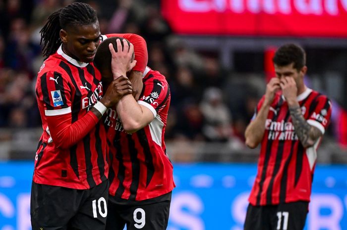 AC Milan mengalami kekalahan ke-10 di Liga Italia musim ini setelah ditaklukkan Atalanta 0-1 pada Minggu (20/4/2025) di San Siro.