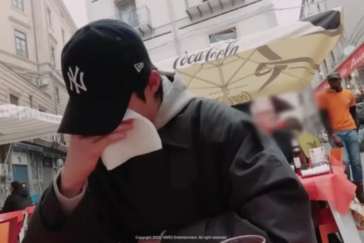 Byun Woo Seok menangis kenang 8 tahun perjuangan karirnya (Instagram/@byeonwooseok)