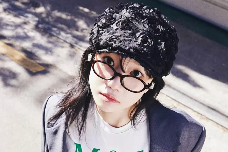 Jo Yuri siap kembali ke Jepang setelah 3 tahun untuk hadiri KCON 2025 di Jepang (Instagram @zo__glass)