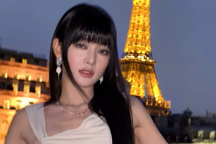 Minnie IDLE ungkap sempat adu argumen dengan agensi mengenai umur (Instagram @min.nicha)
