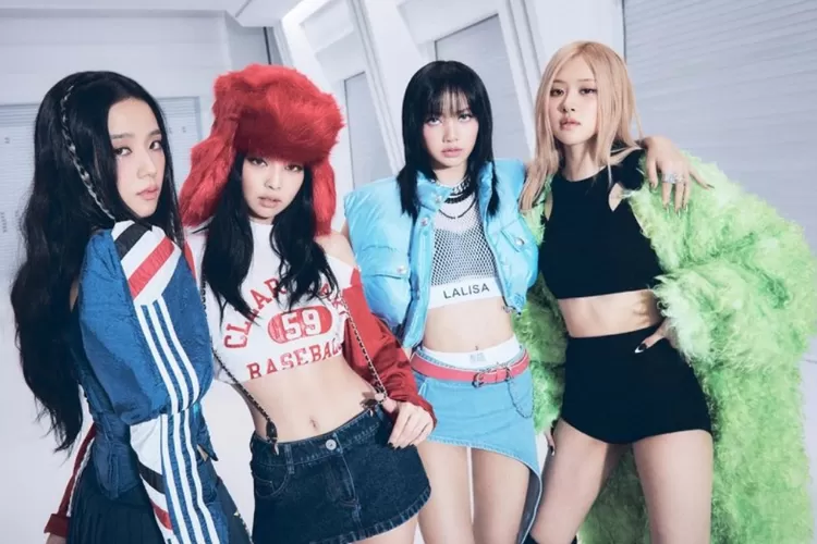 BLACKPINK akan kembali sapa BLINK Indonesia lewat tur dunia DEADLINE November 2025 di Stadion Utama GBK. (Instagram @blackpinkofficial)