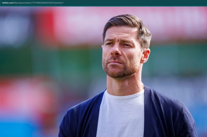 Sergio Aguero menyebut Xabi Alonso sudah ditakdirkan jadi pelatih Real Madrid.