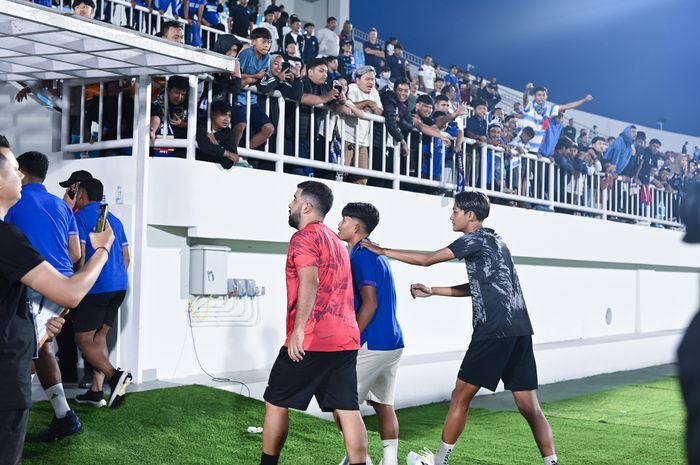 Suasana pertandingan saat laga Arema FC vs Persik Kediri, Minggu (11/5/ 2025).