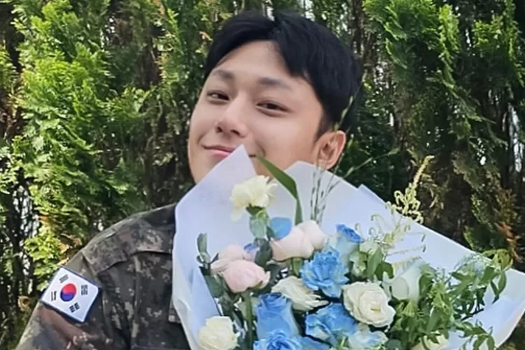 Baru selesai wamil, Lee Do Hyun akan gelar fanmeeting 2025 bertajuk Re DO HYUN yang akan sambangi 8 kota, termasuk Jakarta. (Instagram @ldh_staff)