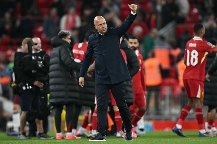 Liverpool besutan Arne Slot paling cepat baru bisa dipastikan menjadi juara Liga Inggris 2024-2025 pada 20 April 2025.