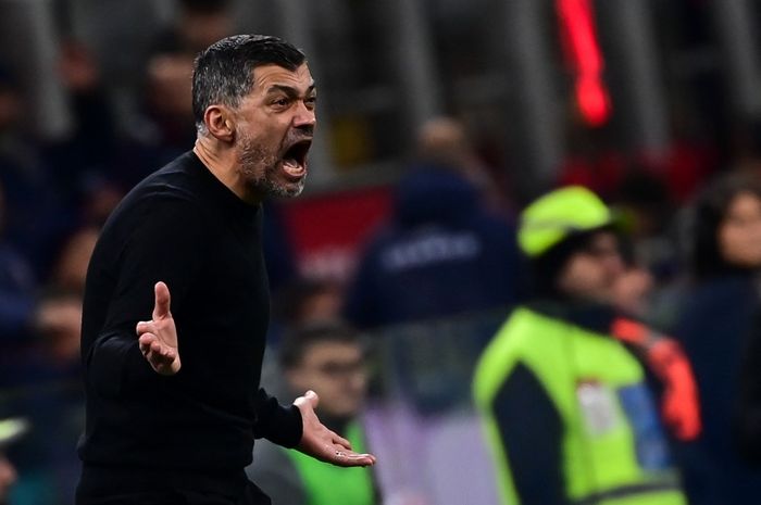 Walaupun gagal di Liga Italia dan Liga Champions, Sergio Conceicao masih bisa membawa AC Milan meraih 2 trofi pada musim ini.