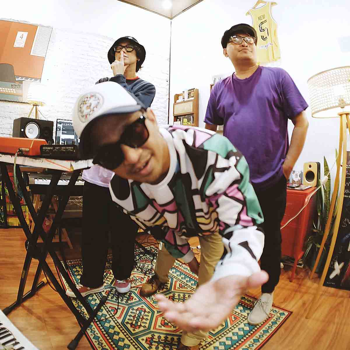 spot_img