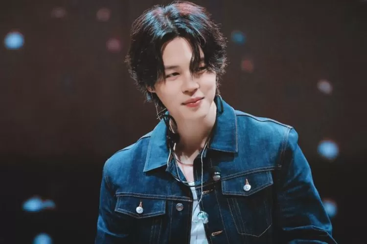 Jimin BTS update Weverse buat Google salah artikan hingga buat ARMY muslim salting? (Tangkapan layar AGUSTD TOUR D-DAY THE FINAL )