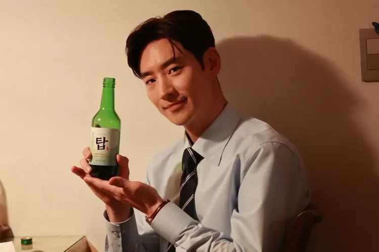 Perjuangan ayah Lee Je Hoon menjadi buruh harian saat IMF (Instagram/@leejehoon_official)