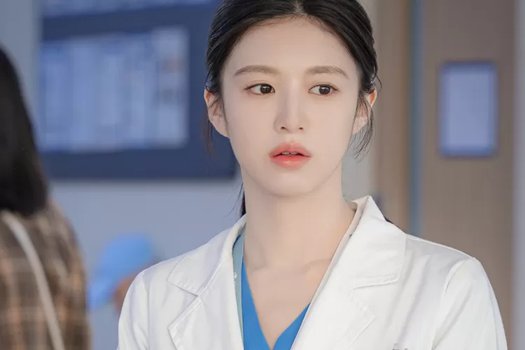 Bukan sembarang bengong! Ini alasan Go Yoon Jung saat akting terasa datar! (Instagram/@tvn_drama)