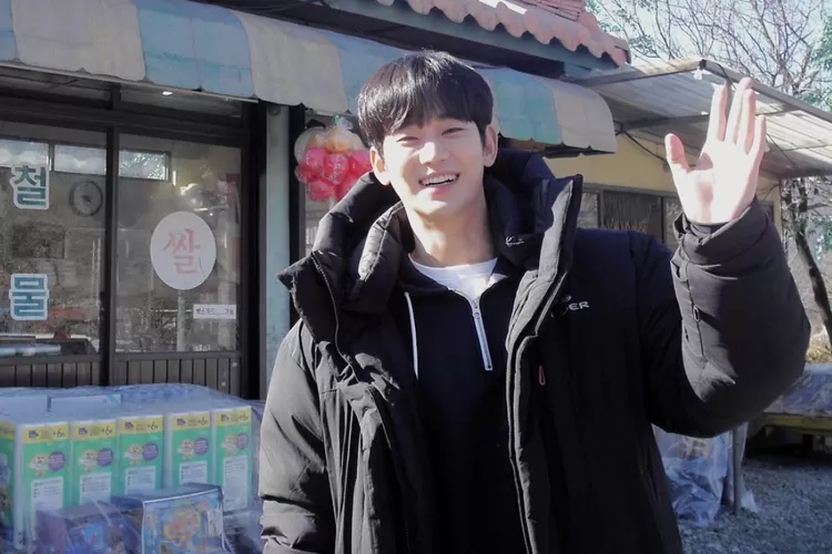 Pihak Kim Soo Hyun juga melaporkan Gaseyeon dan keluarga almarhumah atas pencemaran nama baik (Instagram/@ soohyun_k216)