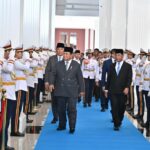 RM dan V BTS Formal Selesai Wamil, Ribuan Fans Dunia Penuhi Gedung HYBE Sambut Comeback Grup Lengkap