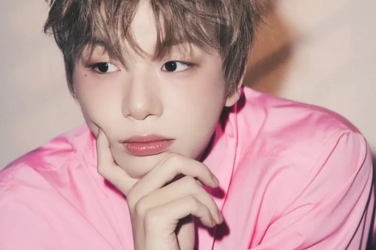 Udung konsep penuh cinta, Kang Daniel sapa penggemar dengan mini album baru. (Instagram @daniel.k.here)