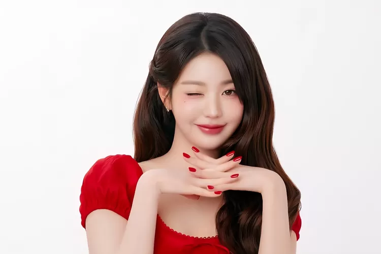 Pasca disebut oleh Jang Wonyoung IVE, teh oolong semangka langsung jadi buruan di Taiwan (@for_everyoung10 Instagram)