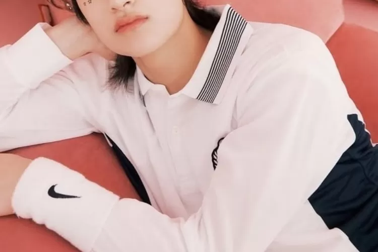 Seorang idol terlihat di Seoul Queer Parade setelah lama tidak ada kabar (Instagram/@toz_yyent)
