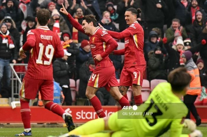 Federico Chiesa ingin menyelamatkan kariernya dan Liverpool berniat meminjamkan anak legenda Italia itu ke AS Roma.