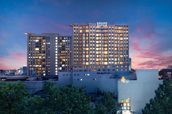 Cozzy.id - Hotel Murah - Hotel Terdekat - Penginapan Murah - Penginapan Terdekat - Booking Hotel - Hotel Dekat Braga Bandung - Rekomendasi Penginapan Strategis dan Nyaman - Sumber Gambar (TripAdvisor)