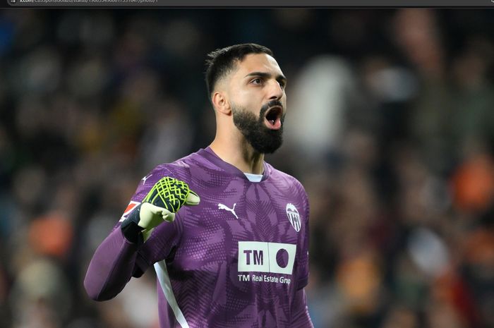 Karena Vinicius Junior mengingkari janji, Calon kiper Liverpool, Giorgi Mamardashvili, mengaku rugi Rp908 ribu.