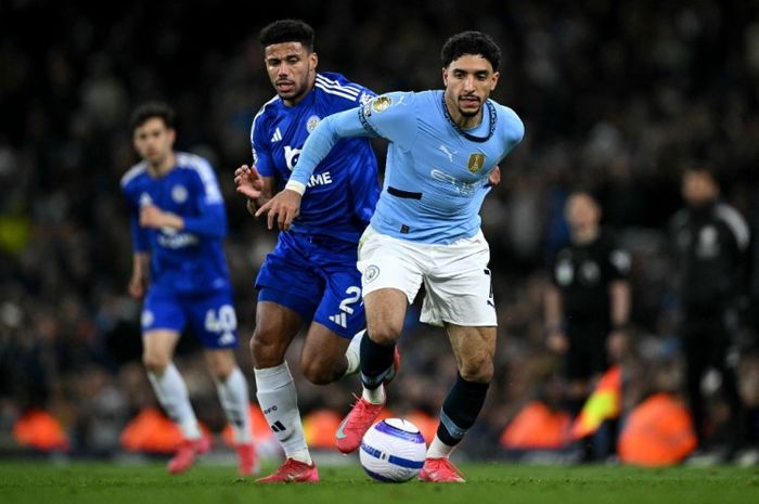 Aksi Omar Marmoush saat membantu Manchester City mengalahkan LEicester pada lanjutan Liga Inggris 2024-2025.