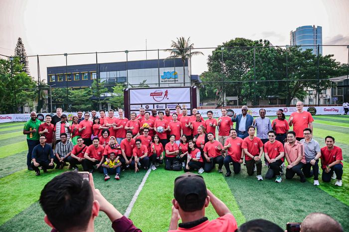 Jelang turnamen itu digelar, sebanyak 20 Duta Besar dan perwakilan lembaga asing ikut meramaikannya di Indonesia.