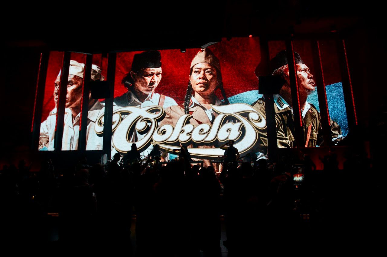 Band Cokelat di Midaz Senayan