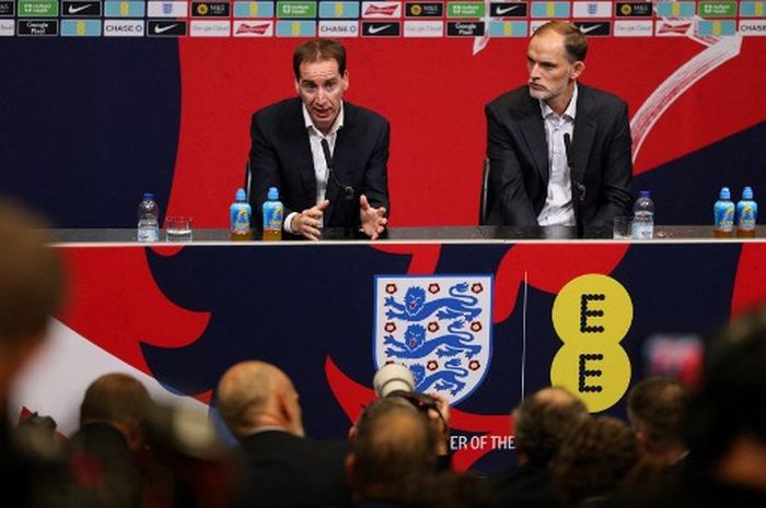Thomas Tuchel (kanan) menyemprot para pemain Timnas Inggris usai menang tipis 1-0 atas Andorra.