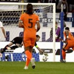 Rumor ke Persija Sudah Berlalu, Thom Haye Disebut-sebut Media Belanda Bakal Didekati Dua Klub Eredivisie