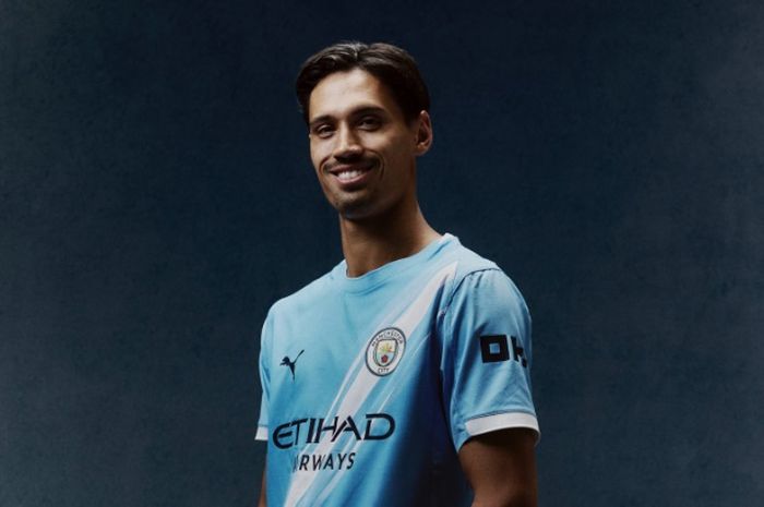 Tijjani Reijnders berpeluang untuk melakoni debut bersama Manchester City pada laga pertama Piala Dunia Klub 2025.