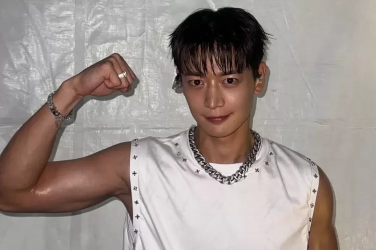 Jadi idol K-pop yang aktif berolahraga, kini Minho SHINee ikuti Anyang Mayor&rsquo;s Cup Masters Swimming Competition. (Instagram @shinee)
