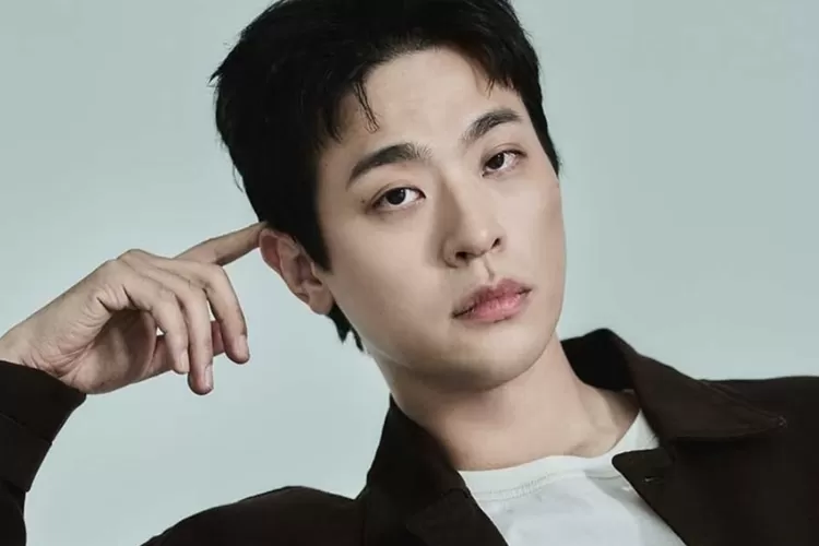 Ngaku malu, Park Jung Min ceritakan kesalahpahaman soal jalur pemandu tunanetra (Instagram/@semcompany_)