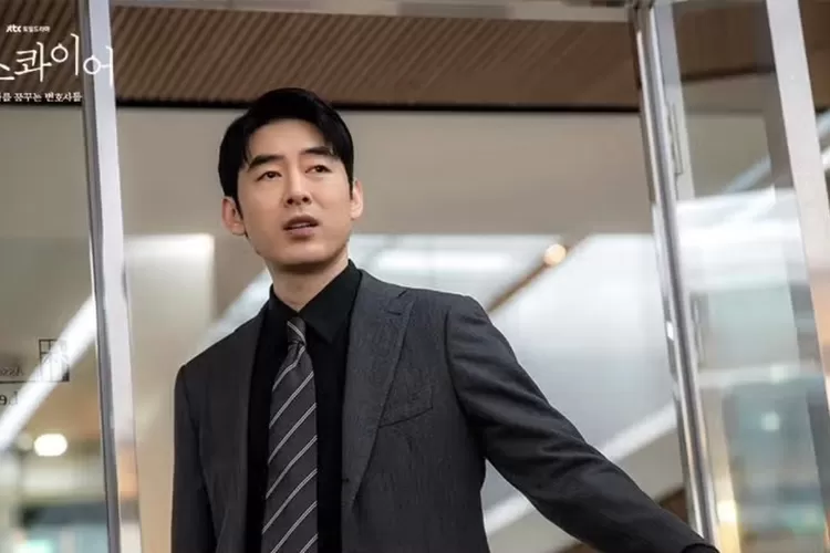 Park Hyung Soo Total Jadi Antagonis di Beyond The Bar (JTBC)