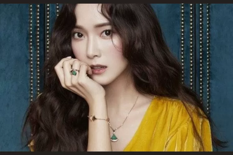 Jessica Jung Umumkan Akan Segera Rilis Album Baru (HANCINEMA)