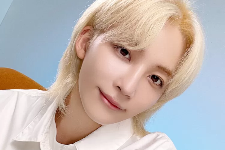 Jeonghan SEVENTEEN berikan sesuatu untuk para penggemarnya (Weverse SEVENTEEN)