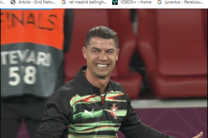 Tangis Cristiano Ronaldo pecah saat Portugal menang adu penalti lawan Spanyol.