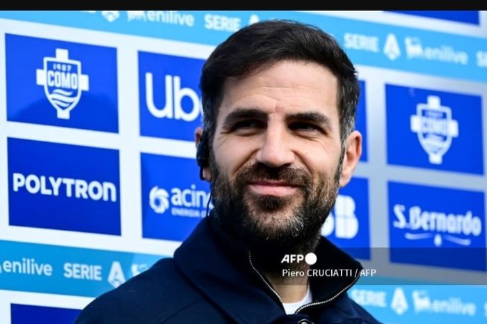 Cesc Fabregas disebut memiliki kecerdasan unik yang superior dari pelatih lain.
