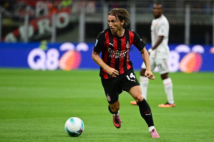 Luka Modric tampil solid dalam pertandingan AC Milan melawan Cremonese pada pekan pertama Liga Italia di San Siro (23/8/2025).