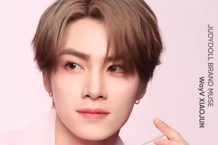 Xiaojun saat membintangi iklan solo pertamanya setelah 7 tahun (Instagram @judydoll_official)