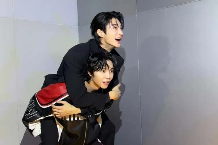 Klarifikasi Johnny NCT 127 soal kedekatannya dengan Byun Woo Seok (Instagram @johnnyjsuh)