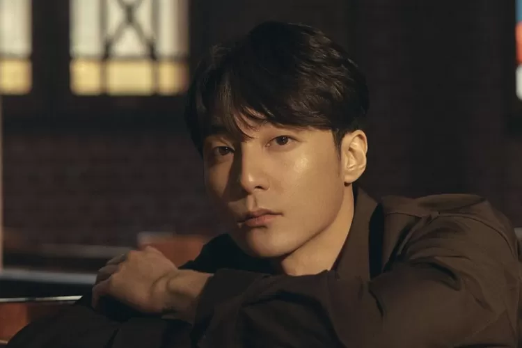 Miris tapi lucu, Roy Kim disuruh nyanyi dengan nada kasar saat wamil di Marinir (Instagram @roykimmusic)