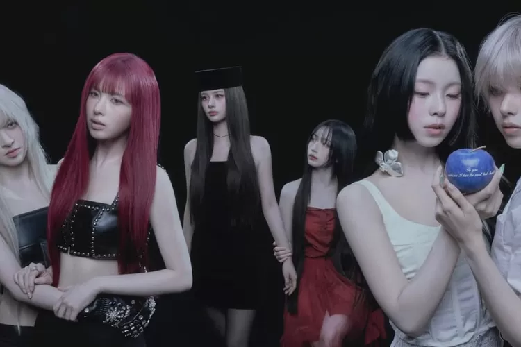 Blue Valentine bawa keberuntungan untuk NMIXX, berhasil kuasai Chart Korea Selatan (Instagram @nmixx_official)