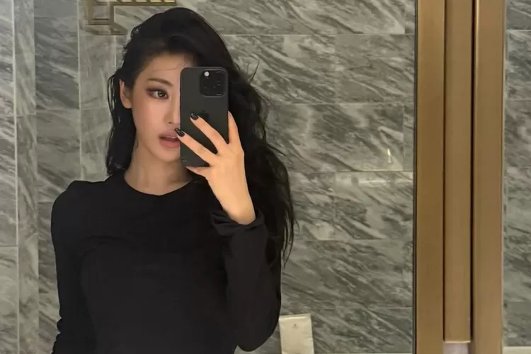 Ningning aespa jadi Brand Ambassador dari label ternama asal Korea, Matin Kim (Instagram @imnotningning)