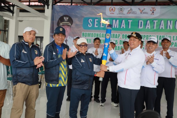 Rombongan Kirab Obor Porprov XII Tala Tiba di Barito Kuala