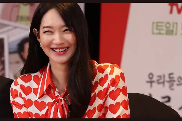 Shin Min Ah Bagikan Tips Perawatan Kulitnya (HANCINEMA)