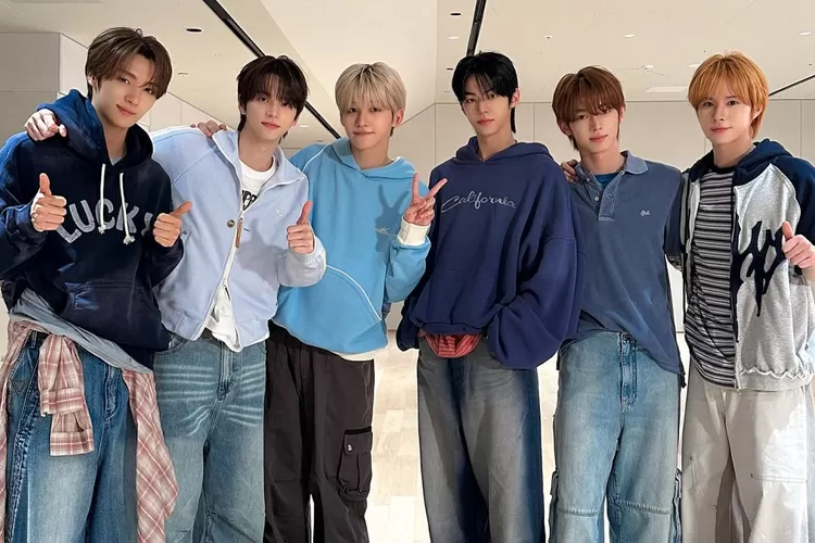 Pledis Entertainment membagikan informasi aktivitas grup TWS untuk mempromosikan mini album Play Hard (X / Twitter @TWS_PLEDIS)