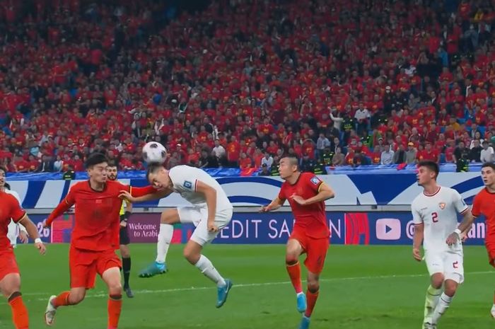 Suasana pertandingan antara timnas Indonesia vs China matchday keempat Grup C Putaran Ketiga Kualifikasi Piala Dunia 2026 di Stadion Qingdao Youth Football, Selasa (15/10/2024).
