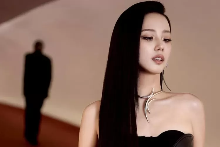 Jisoo BLACKPINK unggah poster baru  (instagram @sooyaaa__)