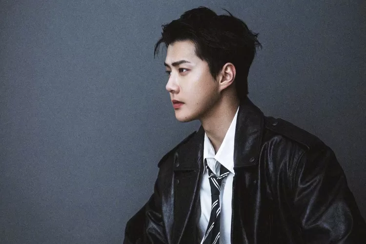 Sehun EXO dalam majalah L&rsquo;Officiel China (Weibo LOFFICIEL )