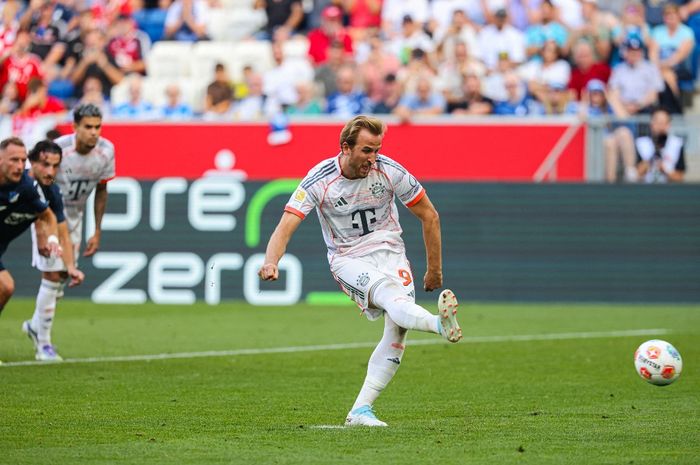 Bomber Bayern Muenchen, Harry Kane, sukses menghancurkan rekor milik Cristiano Ronaldo di Eropa.