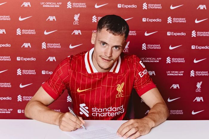 Petinggi Bayern Munich merasa kasihan dengan Florian Wirtz yang memilih bergabung Liverpool dan kini tampil melempem.